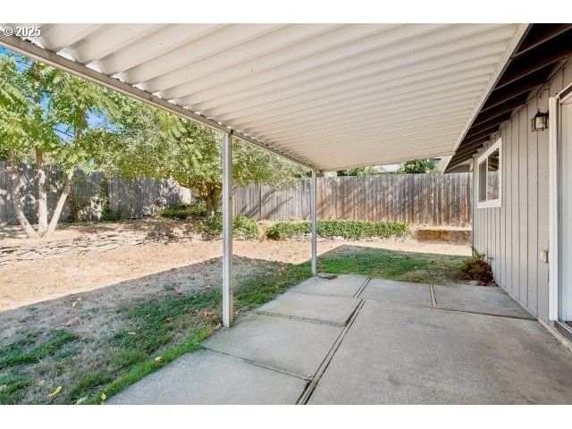 4819 Se ROETHE Rd, Milwaukie, OR 97267