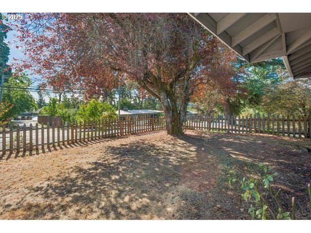 4819 Se ROETHE Rd, Milwaukie, OR 97267