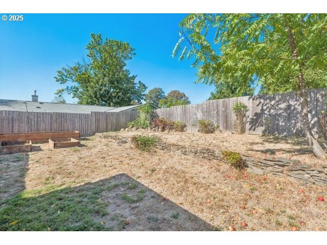 4819 Se ROETHE Rd, Milwaukie, OR 97267