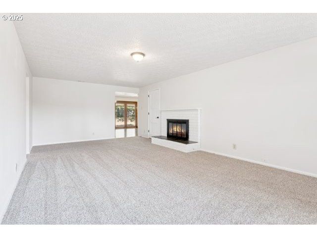 4819 Se ROETHE Rd, Milwaukie, OR 97267