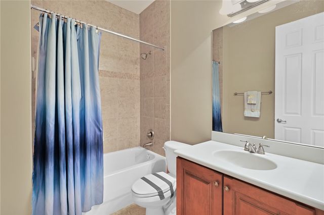 3211 Sussex Way, Vero Beach, FL 32966