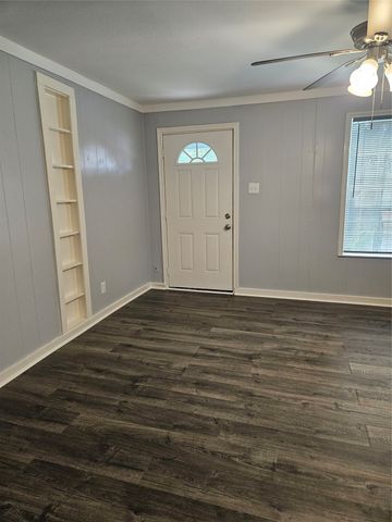 3907 Bois D Arc Street, Greenville, TX 75401