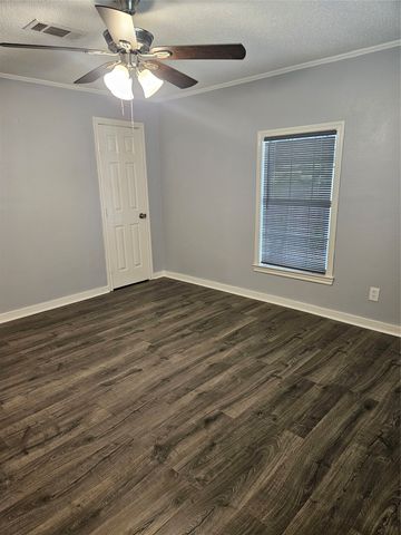 3907 Bois D Arc Street, Greenville, TX 75401