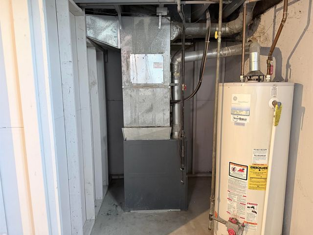 22032 Downing Street, St Clair Shores, MI 48080