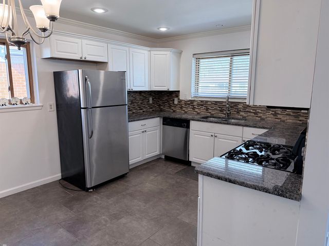 22032 Downing Street, St Clair Shores, MI 48080