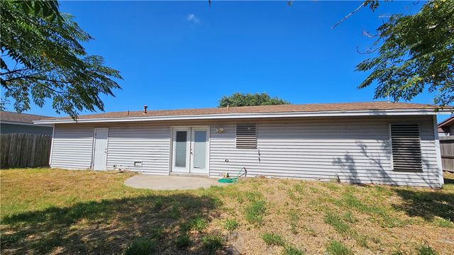 605 Aristocrat Dr, Corpus Christi, TX 78418