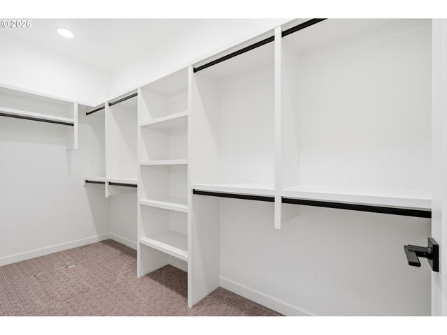 151 E AIREDALE Ave, La Center, WA 98629