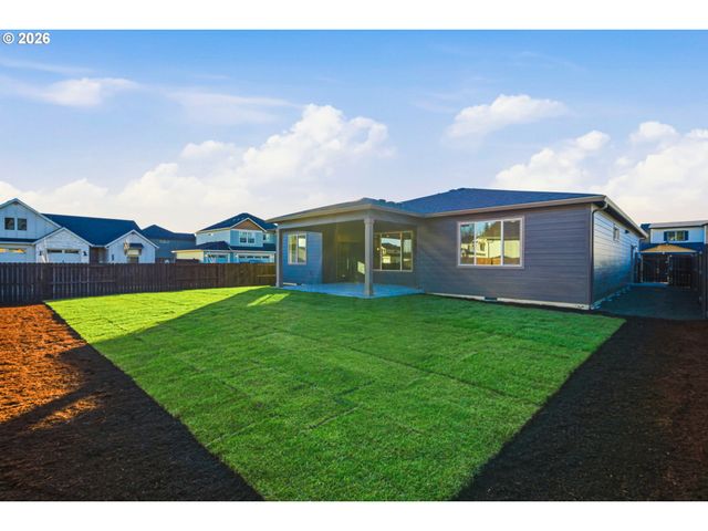 151 E AIREDALE Ave, La Center, WA 98629