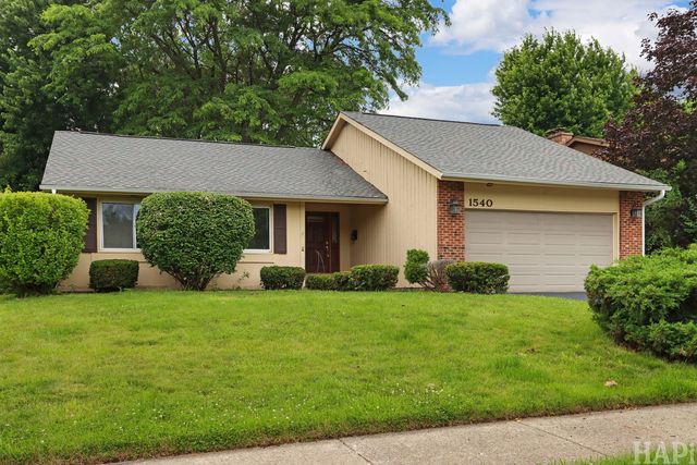1540 N PEPPER TREE Drive, Palatine, IL 60067