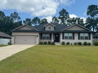 2018 Broad Street, Crestview, FL 32536