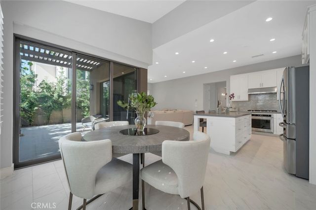 129 Lomita, Irvine, CA 92618