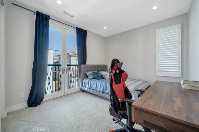 129 Lomita, Irvine, CA 92618
