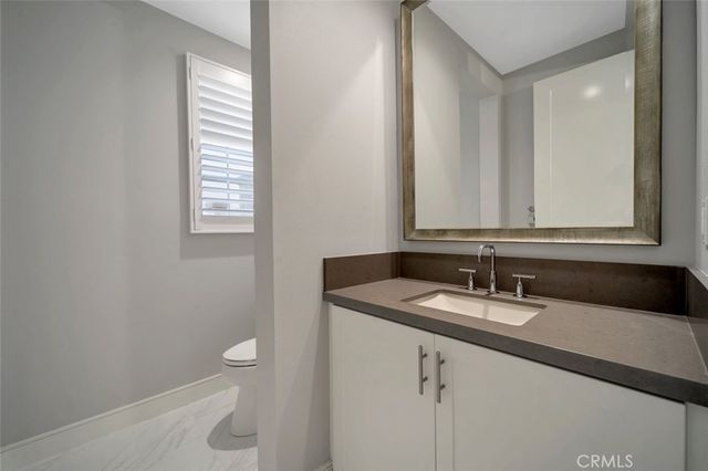 129 Lomita, Irvine, CA 92618