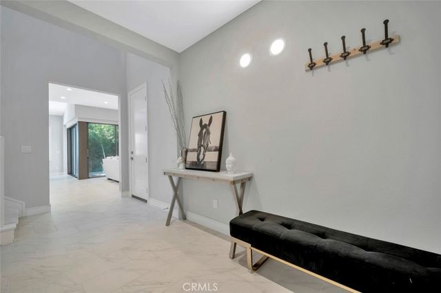 129 Lomita, Irvine, CA 92618