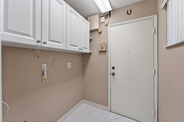 6045 Waldwick Circle, Delray Beach, FL 33484