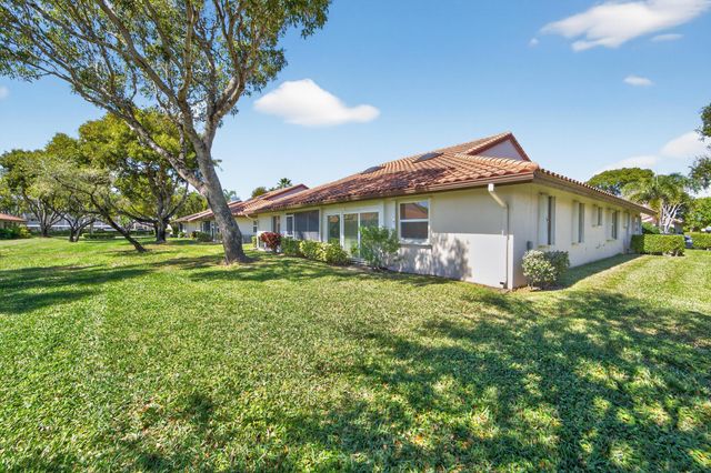 6045 Waldwick Circle, Delray Beach, FL 33484