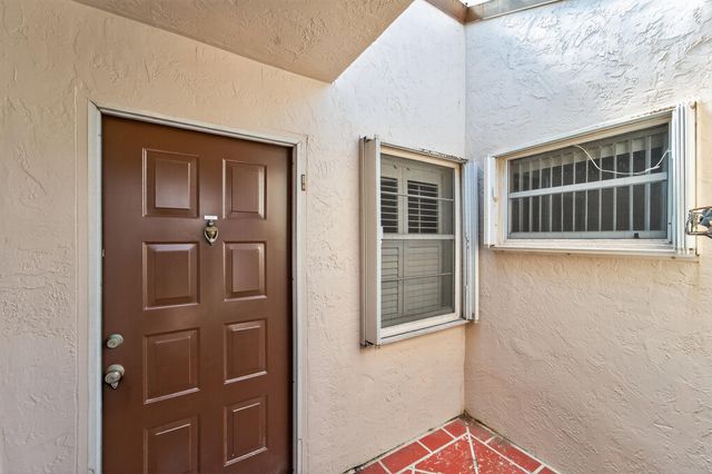 6045 Waldwick Circle, Delray Beach, FL 33484