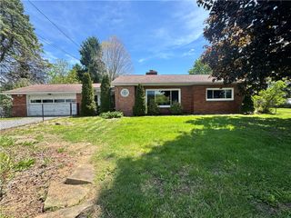 393 Tulip Dr, New Sewickley Twp, PA 15066