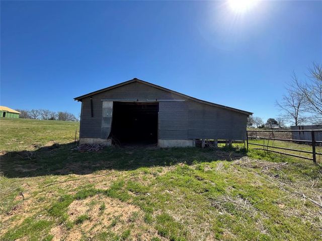 22565 Gaddy Road, Tecumseh, OK 74873