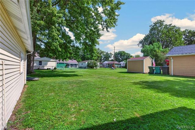 76 Klaum Avenue, North Tonawanda, NY 14120
