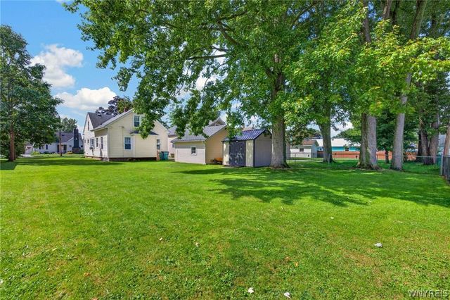 76 Klaum Avenue, North Tonawanda, NY 14120