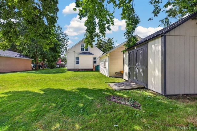76 Klaum Avenue, North Tonawanda, NY 14120