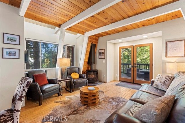 664 Circle Drive, Lake Arrowhead, CA 92352