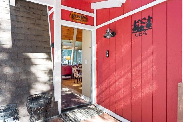 664 Circle Drive, Lake Arrowhead, CA 92352