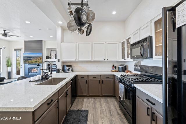 16420 N THOMPSON PEAK Parkway 2141, Scottsdale, AZ 85260