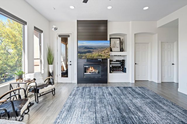 16420 N THOMPSON PEAK Parkway 2141, Scottsdale, AZ 85260