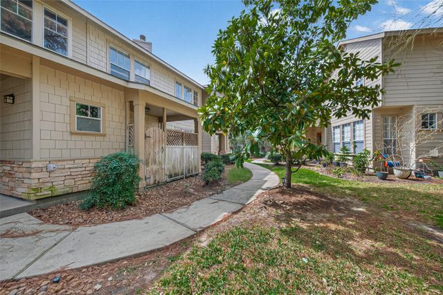 65 Scarlet Woods Court, Spring, TX 77380