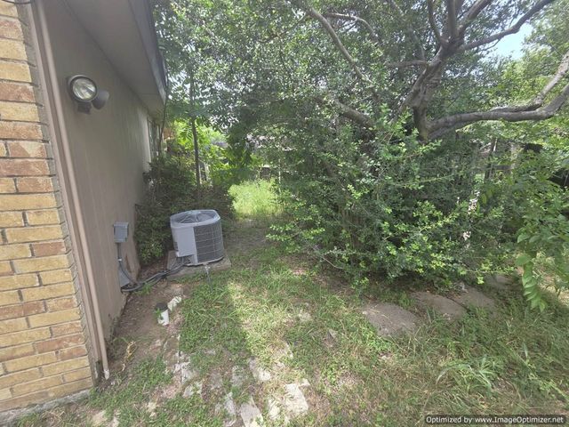 2429 E Timberview Lane, Arlington, TX 76014