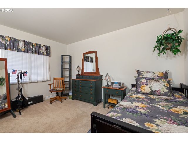 6605 W BURNSIDE St 131, Portland, OR 97210