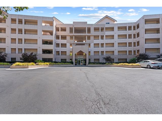 6605 W BURNSIDE St 131, Portland, OR 97210