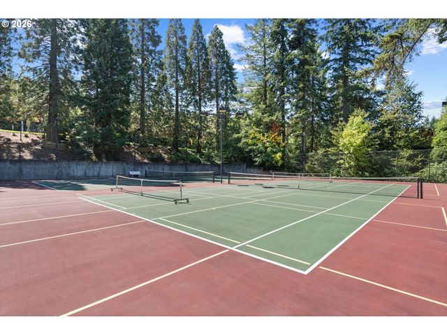 6605 W BURNSIDE St 131, Portland, OR 97210