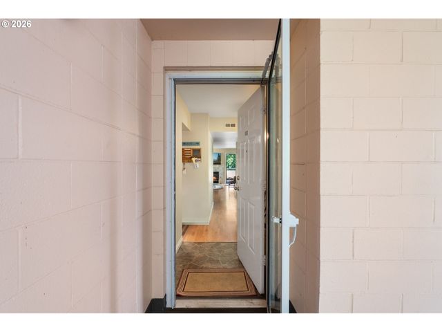 6605 W BURNSIDE St 131, Portland, OR 97210