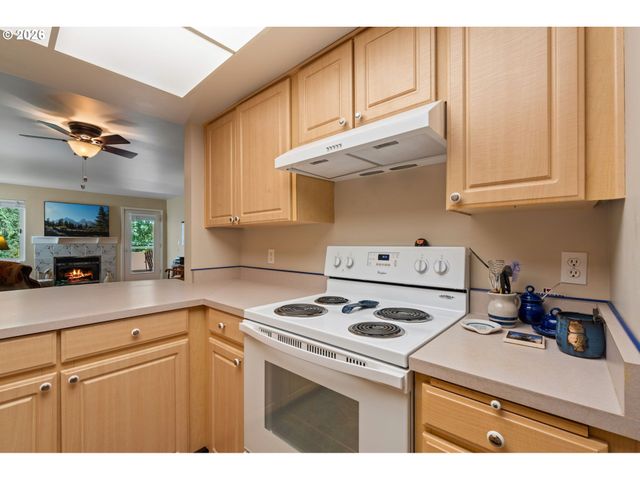 6605 W BURNSIDE St 131, Portland, OR 97210