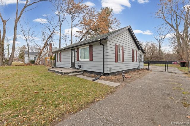 21360 Evergreen Road, Southfield, MI 48075