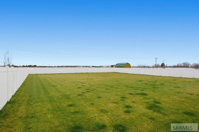 2848 E Larson Drive, Idaho Falls, ID 83401