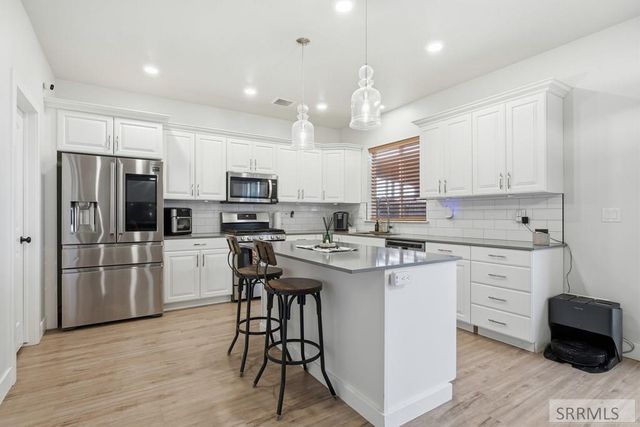 2848 E Larson Drive, Idaho Falls, ID 83401