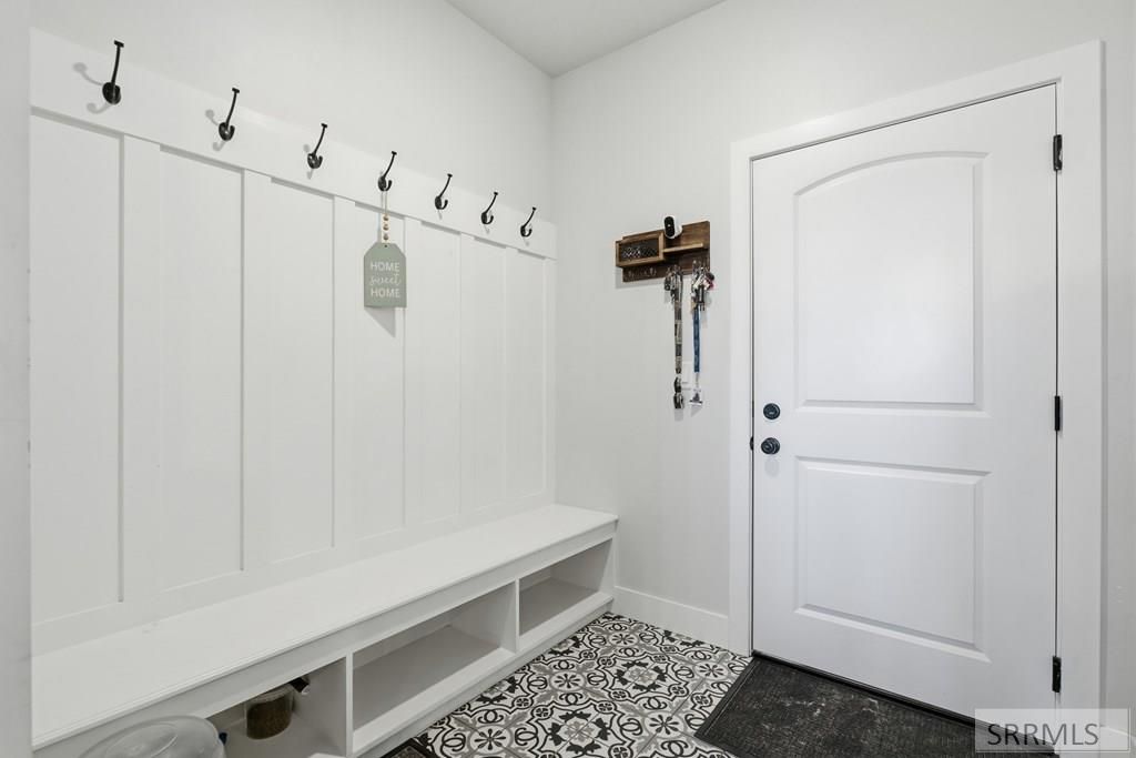 Image 13 of property listing at 2848 E Larson Drive, Idaho Falls, ID 83401