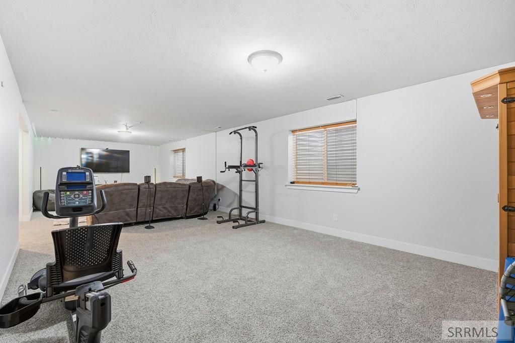 Image 27 of property listing at 2848 E Larson Drive, Idaho Falls, ID 83401