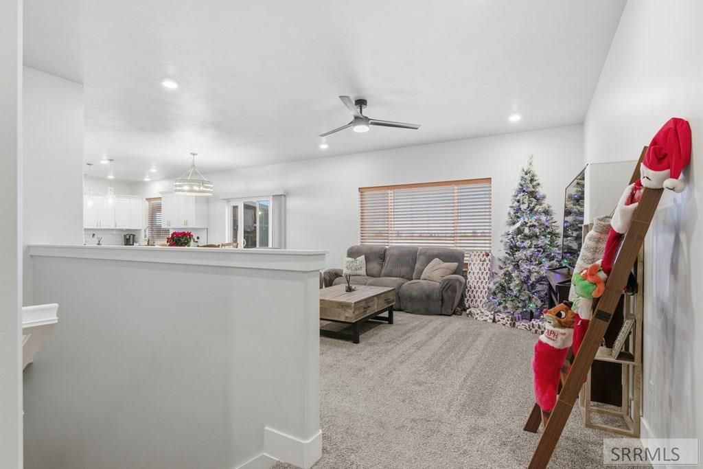 Image 5 of property listing at 2848 E Larson Drive, Idaho Falls, ID 83401