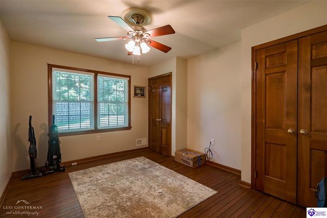 214 Forrest Hill Road, Hodgenville, KY 42748
