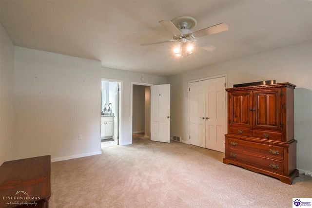 214 Forrest Hill Road, Hodgenville, KY 42748