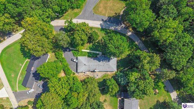 214 Forrest Hill Road, Hodgenville, KY 42748