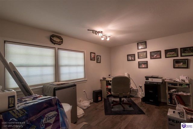 214 Forrest Hill Road, Hodgenville, KY 42748