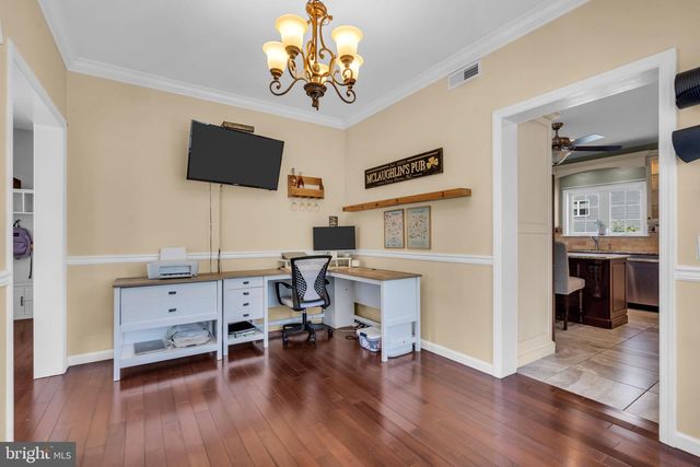 16 LONGMAN ST, Toms River, NJ 08753
