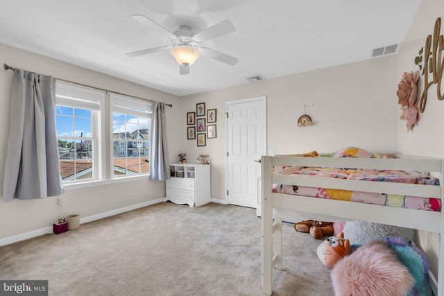 16 LONGMAN ST, Toms River, NJ 08753