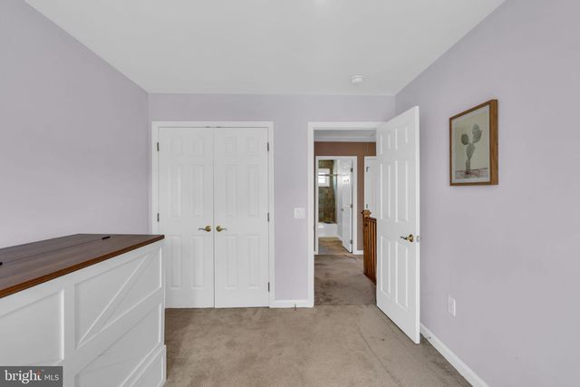16 LONGMAN ST, Toms River, NJ 08753